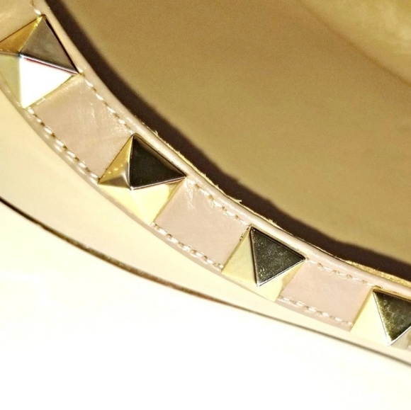 Valentino GaravaniRockstud Patent Ballet Flats - Picture 5 of 8